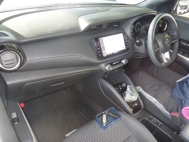 2021 Nissan Kicks X auction photo 3