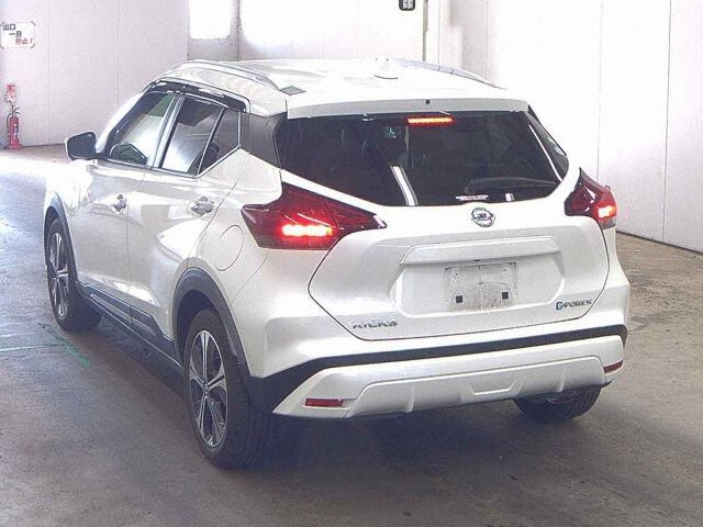 2021 Nissan Kicks X auction photo 2