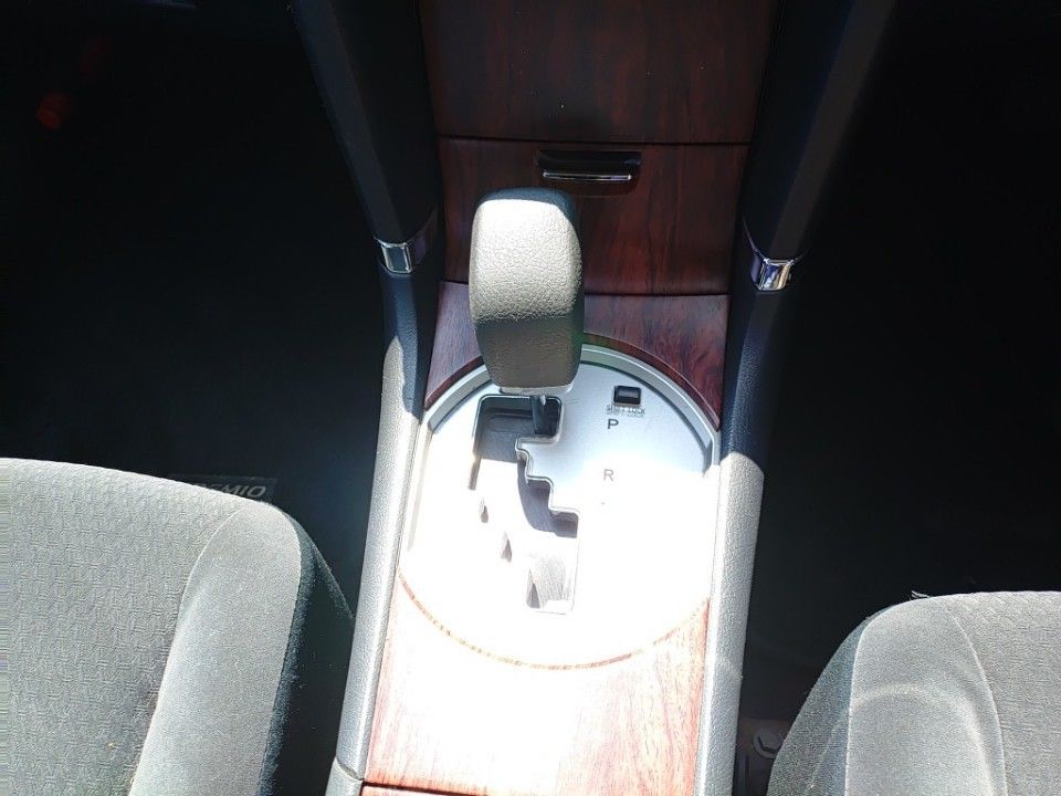 2011 Toyota Premio auction photo 12