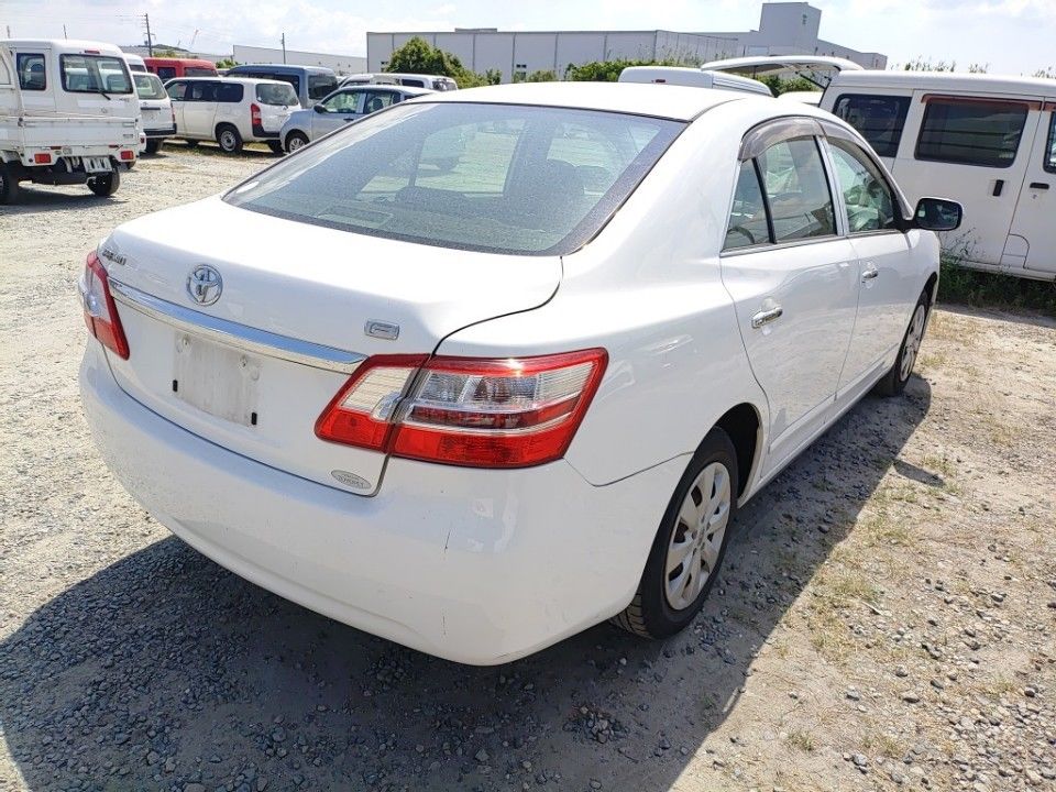 2011 Toyota Premio auction photo 2