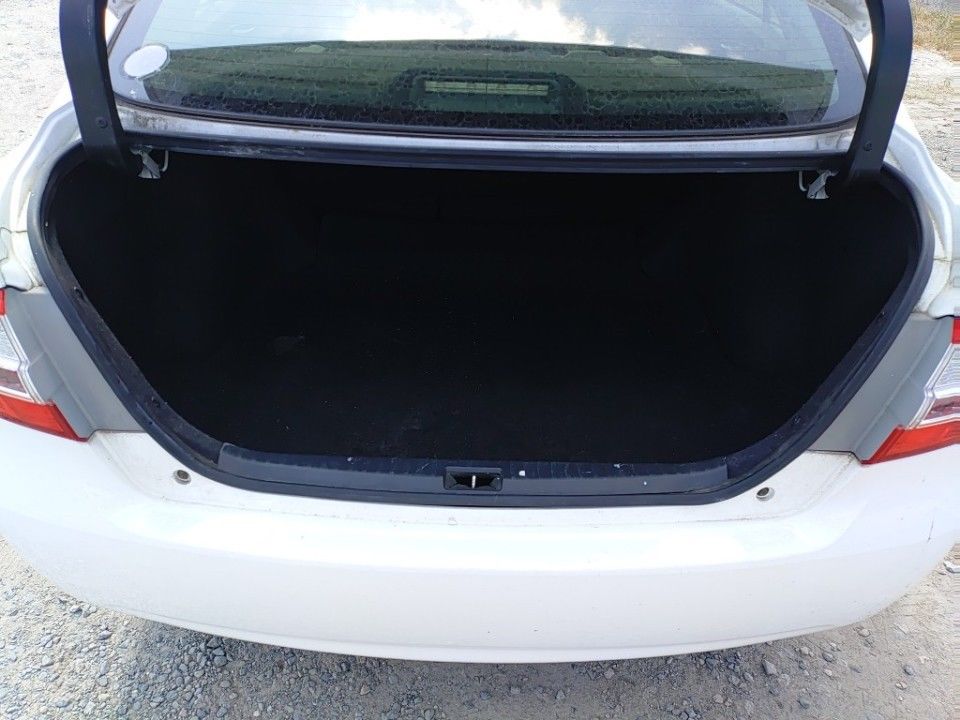 2011 Toyota Premio auction photo 8