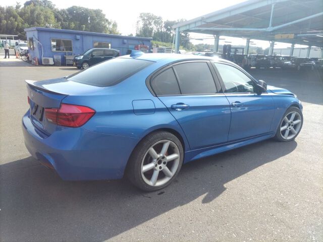 2016 BMW 3 Series auction photo 5