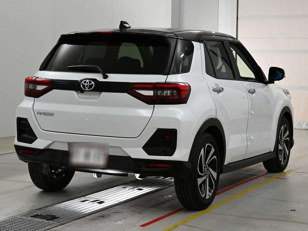 2022 Toyota Raize Z 4WD auction photo 2