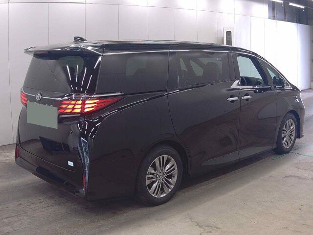 2025 Toyota Alphard Z 4WD auction photo 5