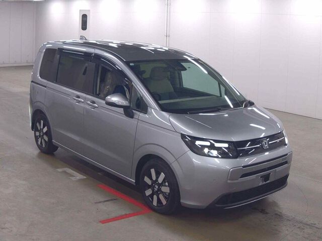 2025 Honda Freed E: HEV Air EX Japan auction vehicle