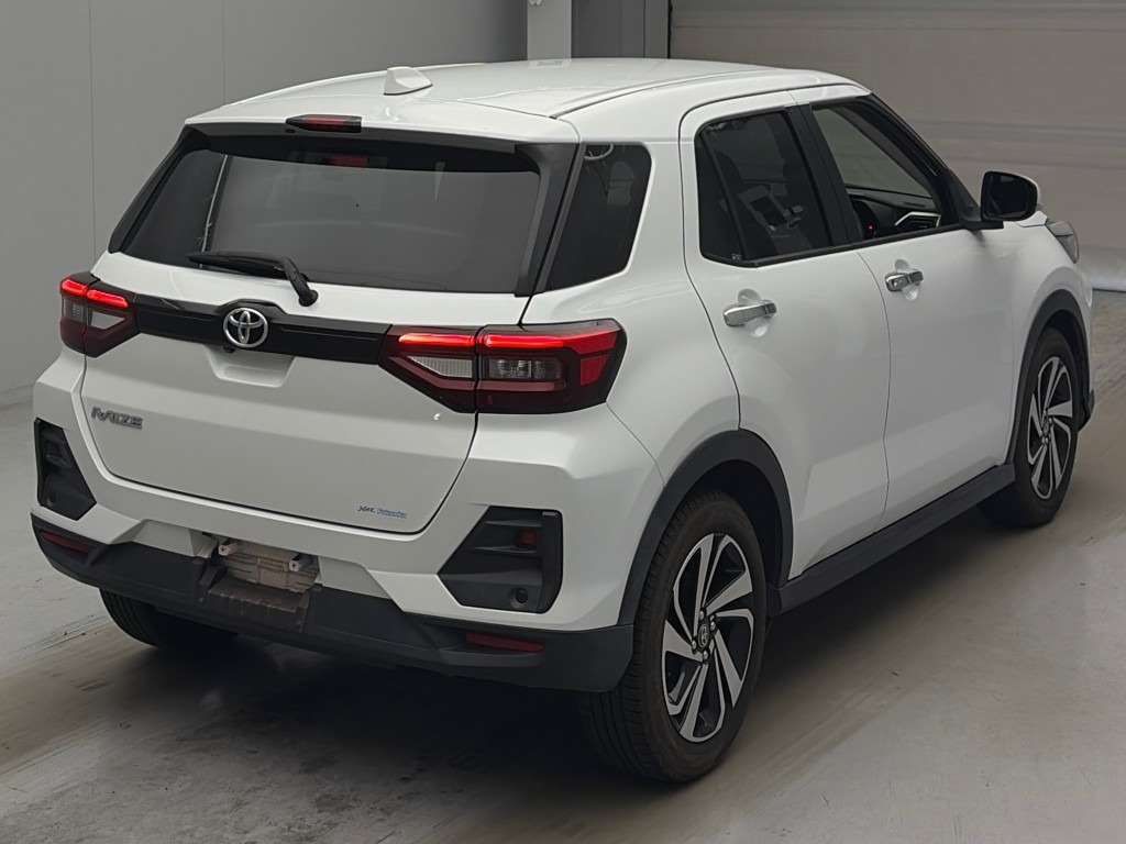 2021 Toyota Raize Z 4WD auction photo 2