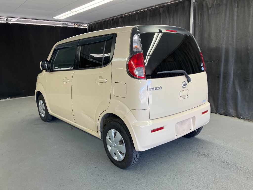 2011 Nissan モコ X auction photo 2