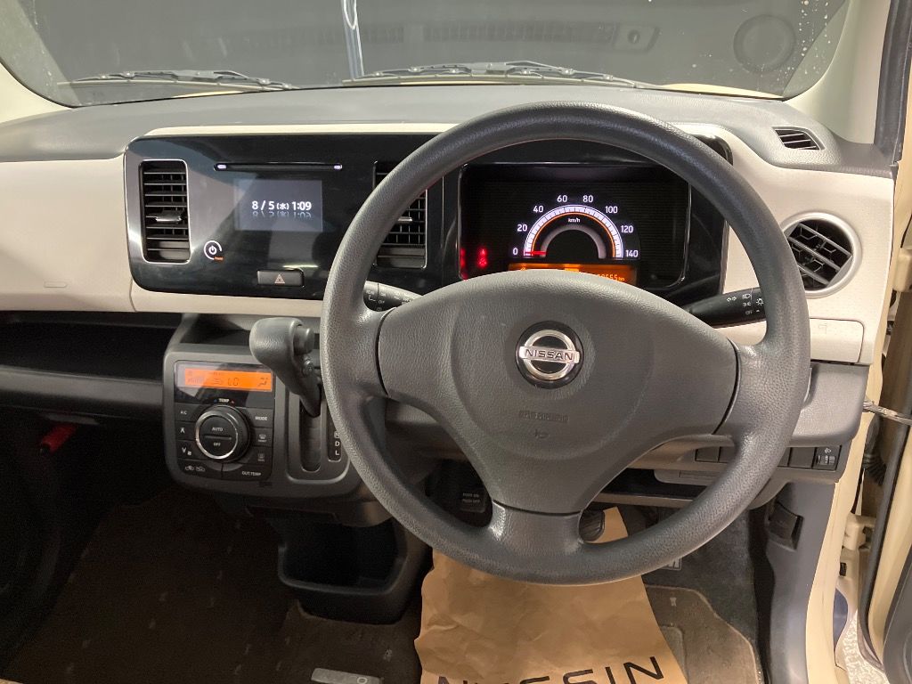 2011 Nissan モコ X auction photo 3