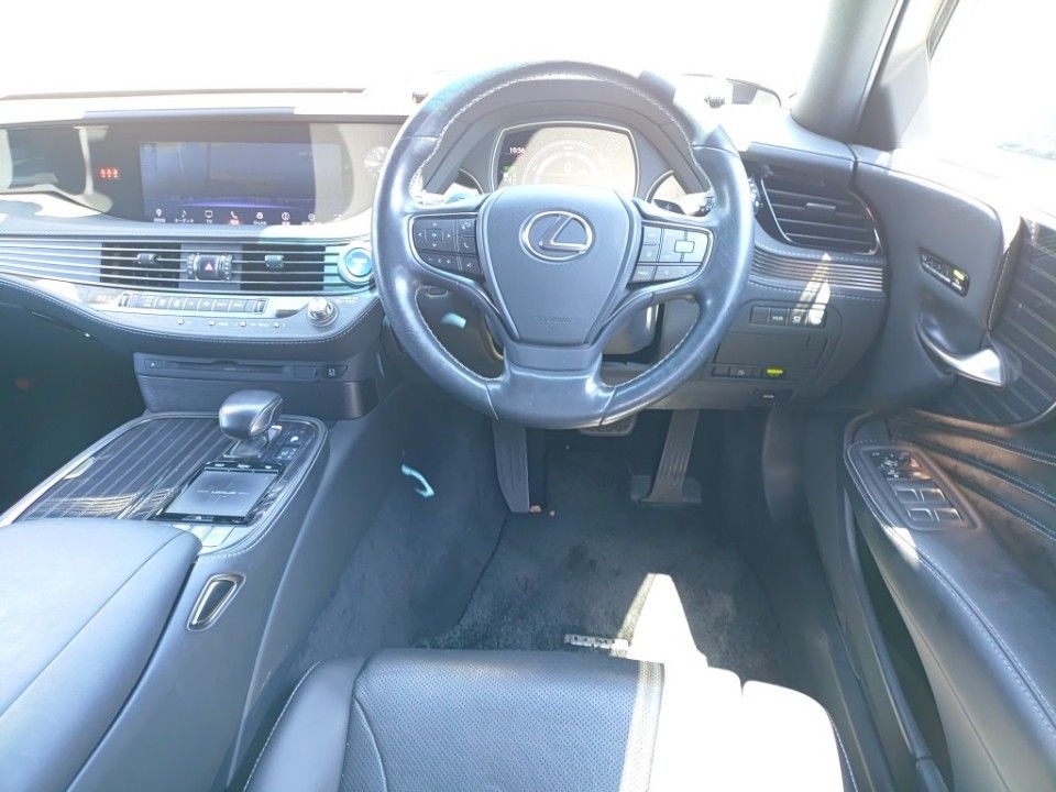 2018 Lexus LS auction photo 3