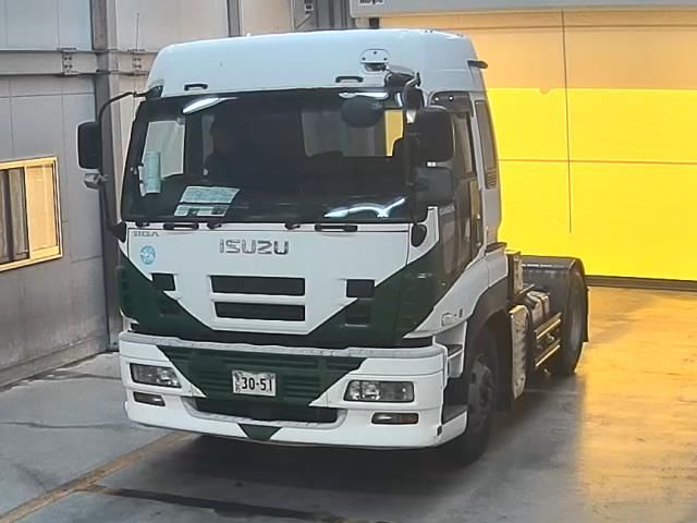 2010 Isuzu トラクター Japan auction vehicle