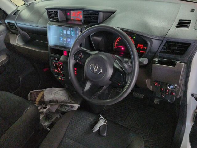 2025 Toyota Roomy X auction photo 3