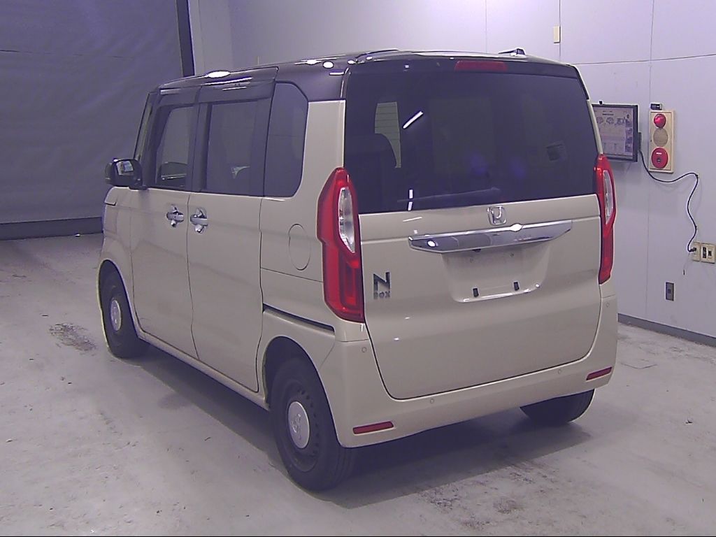 2023 Honda N-BOX 4WD L Coordinate Style auction photo 5