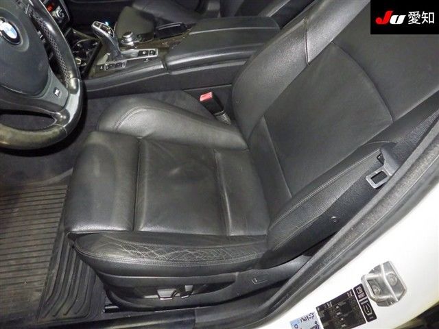 2013 BMW 5 Series 535i Mスポーツパッケージ auction photo 6