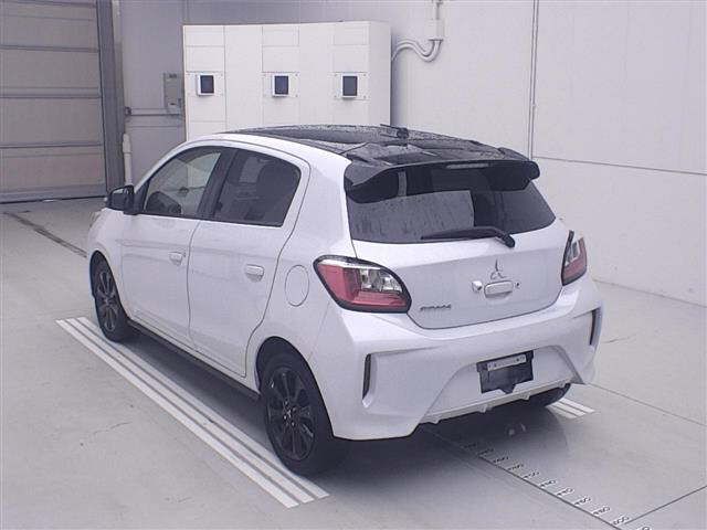 2021 Mitsubishi ミラージュ Black Edition auction photo 2