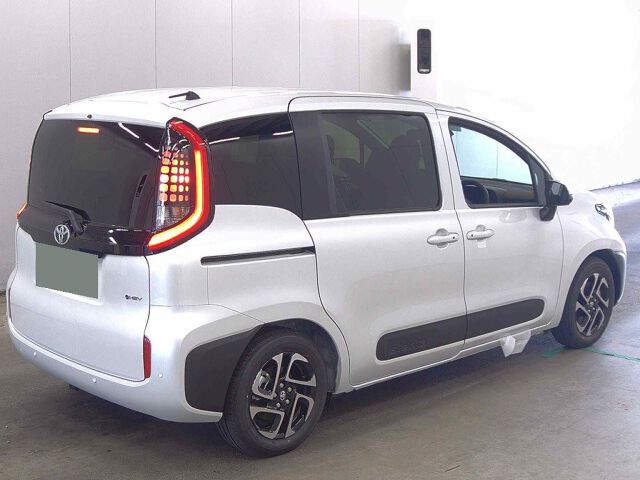 2026 Toyota Sienta ハイブリッドZ auction photo 5
