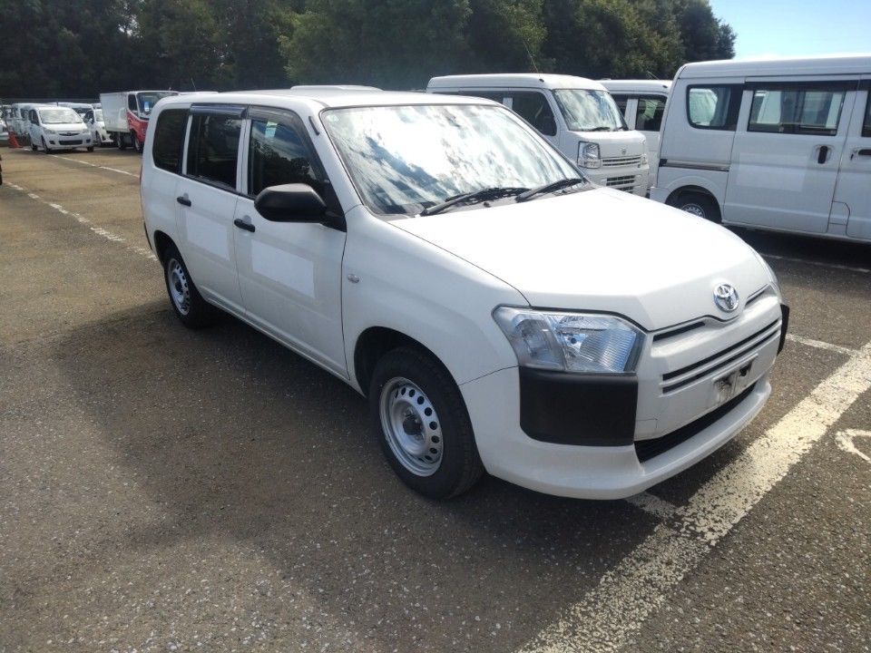 2021 Toyota Probox auction photo 4
