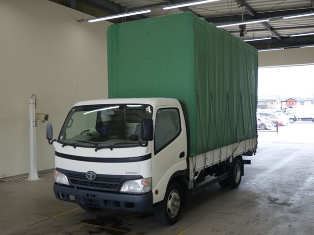 2007 Toyota Dyna Hira Holo Japan auction vehicle