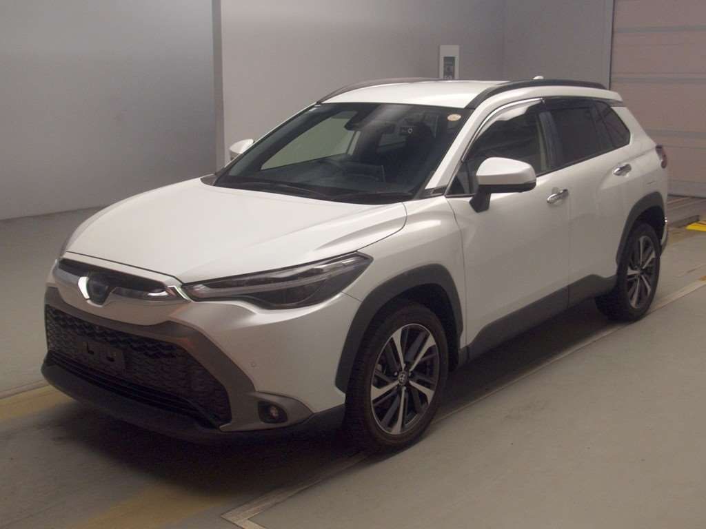Japan Auction Vehicles 4 2022 Toyota Corolla Cross ハイブリッド Z auction photo