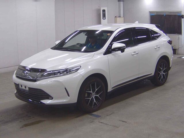 2019 Toyota Harrier Premier Style Noir auction photo 4