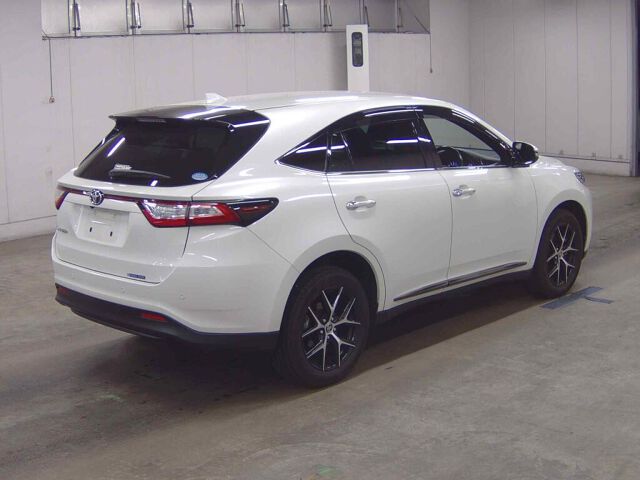 2019 Toyota Harrier Premier Style Noir auction photo 5