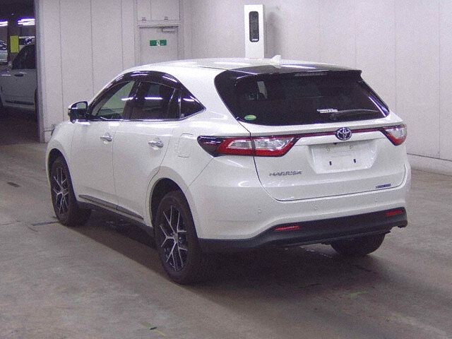 2019 Toyota Harrier Premier Style Noir auction photo 2