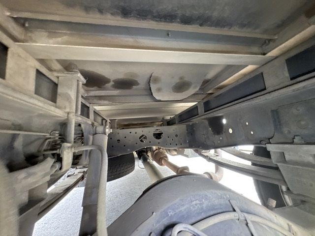2010 Isuzu Elf バン auction photo 15