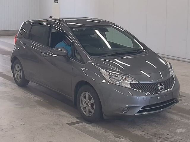2015 Nissan Note X DIGS V-Celesafe Japan auction vehicle