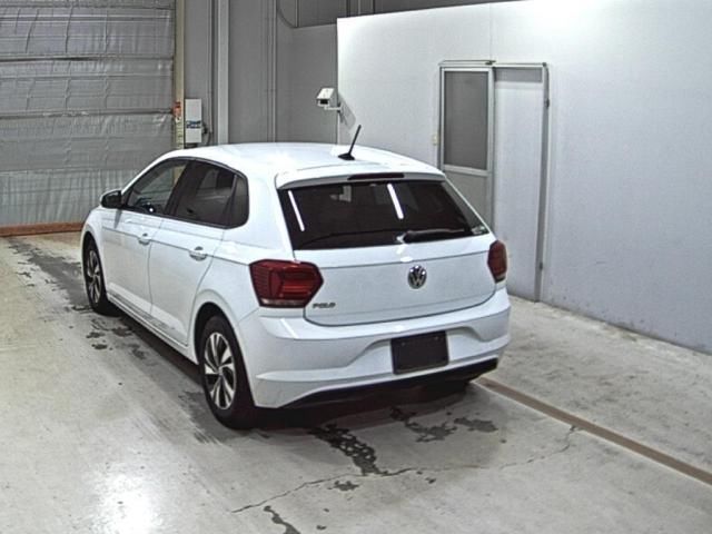 2018 Volkswagen ポロ TSIコンフォートライン auction photo 2