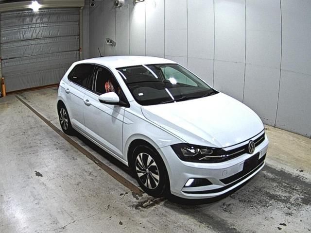 2018 Volkswagen ポロ TSIコンフォートライン Japan auction vehicle