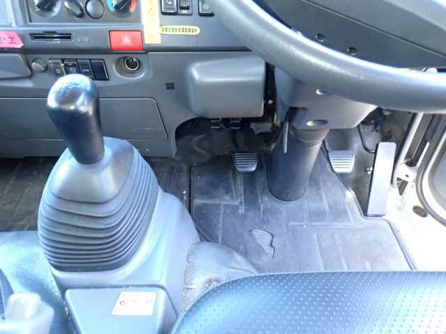 2018 Isuzu Elf 2.0t 冷凍 auction photo 7