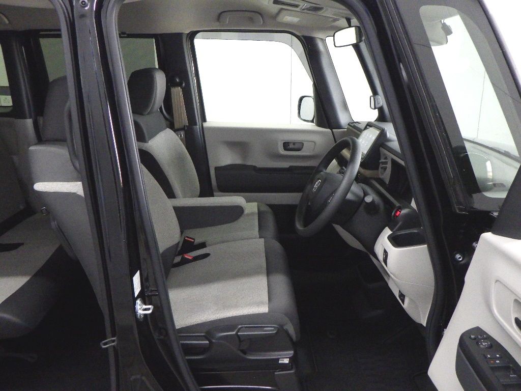 2024 Honda N-BOX auction photo 6