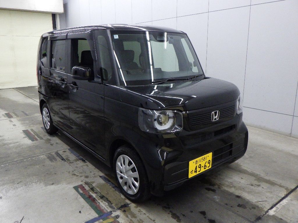 2024 Honda N-BOX Japan auction vehicle