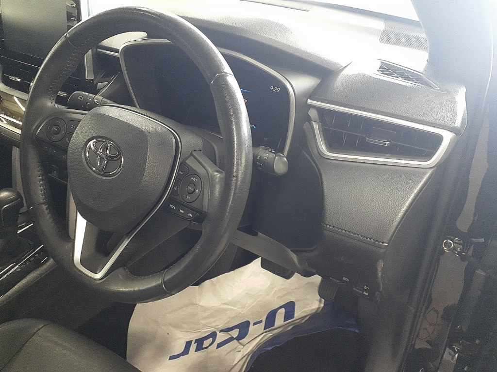 2022 Toyota Corolla Cross ハイブリッド Z auction photo 9