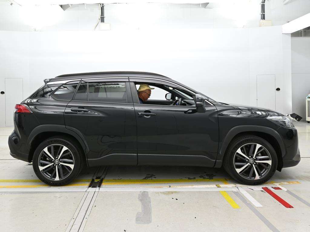2022 Toyota Corolla Cross ハイブリッド Z auction photo 3