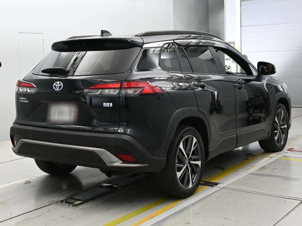 2022 Toyota Corolla Cross ハイブリッド Z auction photo 2