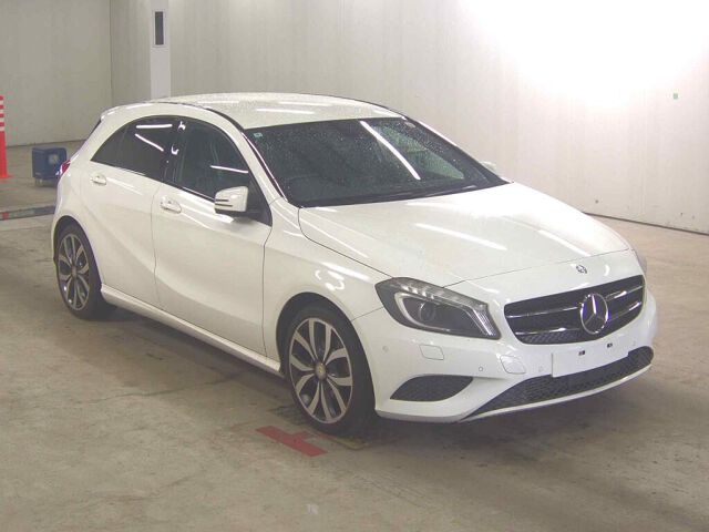 Japan Auction Vehicles 8 2013 Mercedes-Benz A-Class A180 auction photo