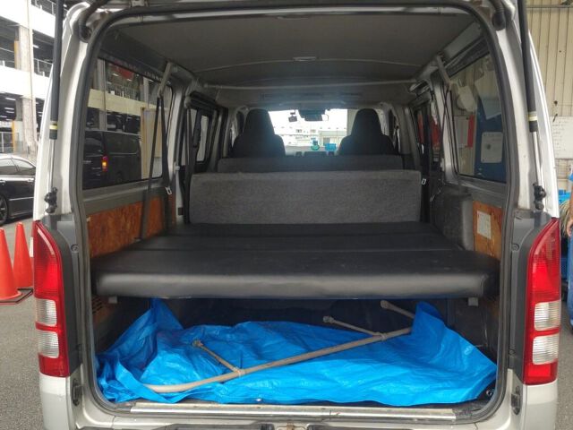 2018 Toyota Hiace Long DX 4WD auction photo 6