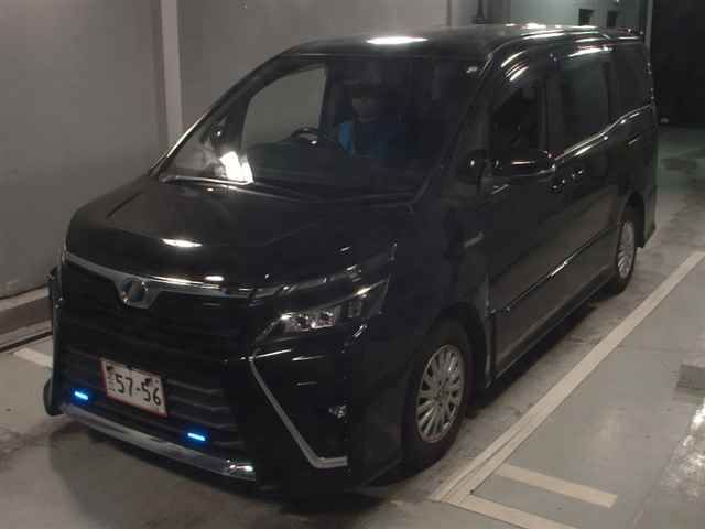 2017 Toyota Voxy ハイブリッドZS auction photo 4