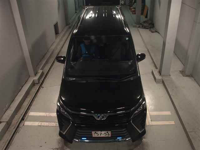 2017 Toyota Voxy ハイブリッドZS auction photo 6