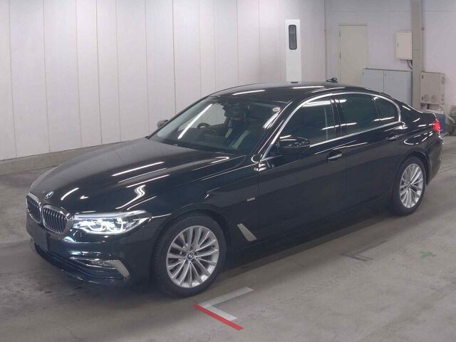 2018 BMW 5 Series 523Dラグジュアリー auction photo 4
