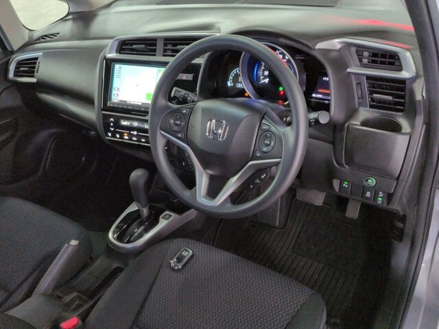 2019 Honda Fit 13G-L H Sensing auction photo 3