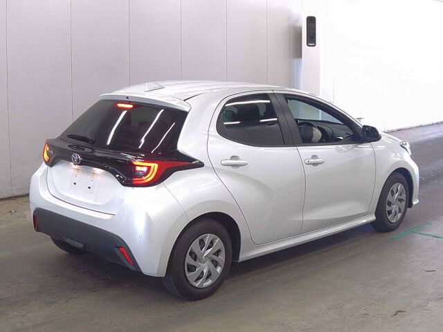 2024 Toyota Yaris G auction photo 5