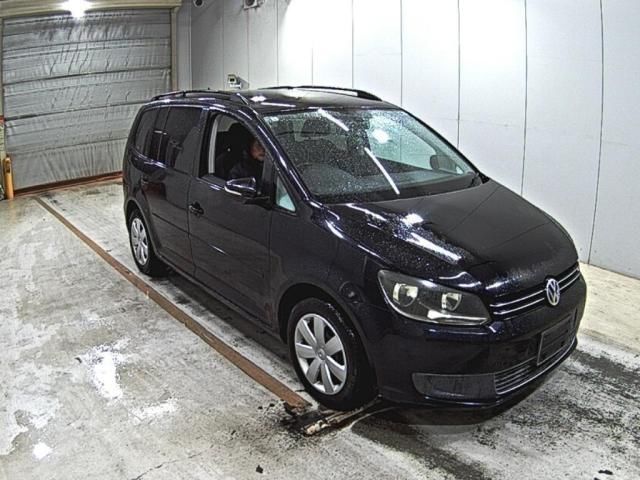 2011 Volkswagen ゴルフトゥーラン TSI コンフォートライン Japan auction vehicle
