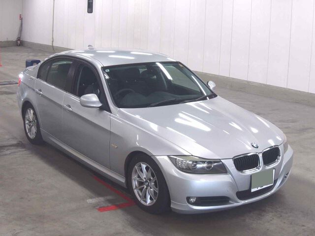 2010 BMW 3 Series 320I Japan auction vehicle