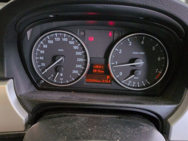2010 BMW 3 Series 320I auction photo 6