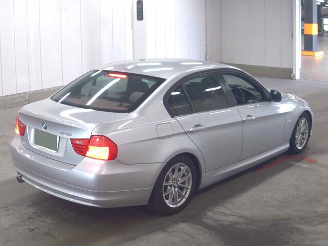 2010 BMW 3 Series 320I auction photo 5