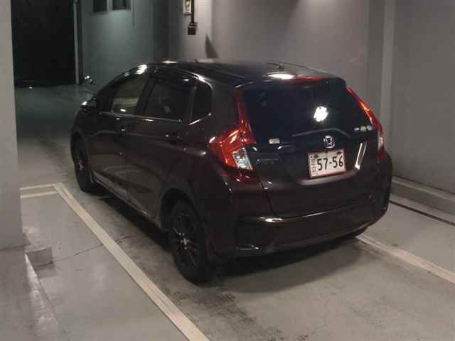 2016 Honda Fit 4WD 13G Fパッケージコンフォー auction photo 2