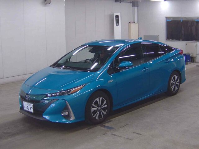 2017 Toyota Prius PHEV A Premium auction photo 4
