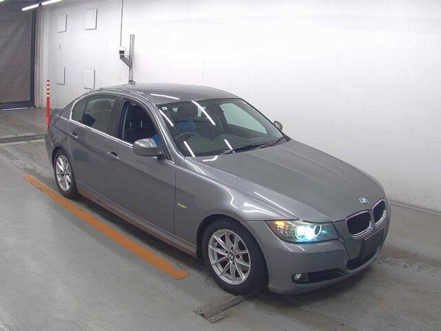2011 BMW 3 Series 320I Japan auction vehicle