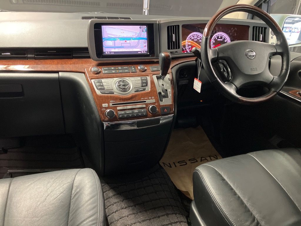 2010 Nissan Elgrand 250HWS ブラックレザー ナビエディション V auction photo 3